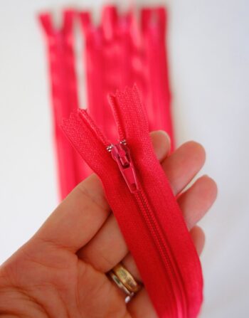 18 cm Hazır Fermuar Kırmızı - Cüzdan / Makyaj Çantası / Pantalon Fermuarı
